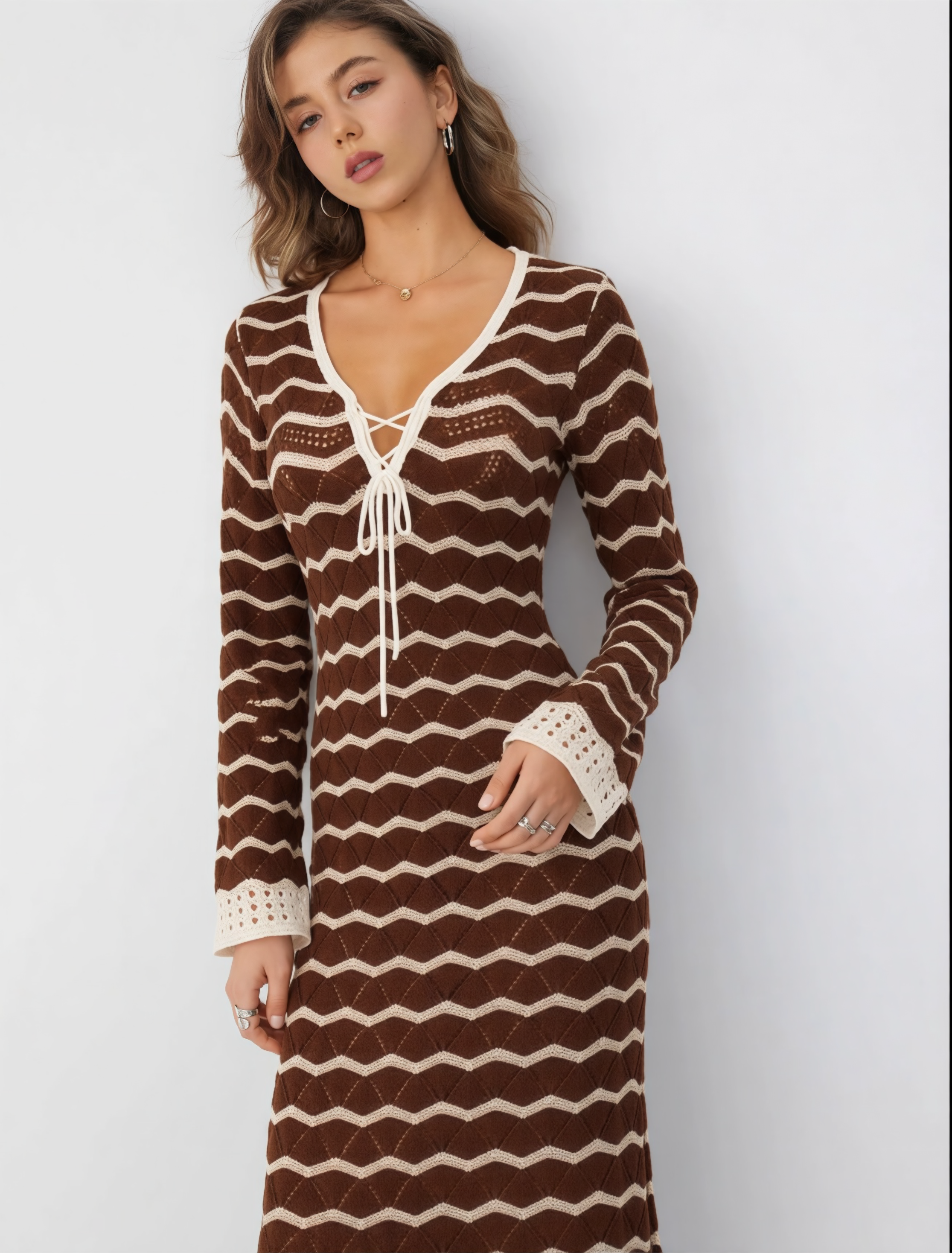 Robe de Plage Cute Tricot Crochet Effet Vagues 🌊 Col V Lacé | Cutie Corner